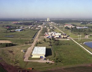 Fermilab discovers polarization in hyperon production Fermilab discovers polarization in hyperon production